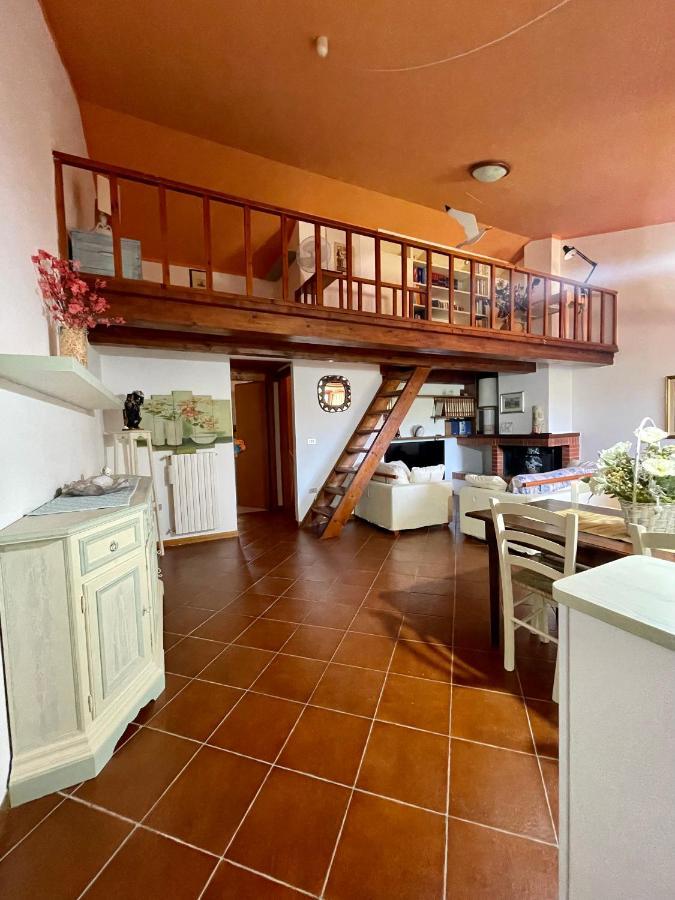 Amazing House 10 Min By Car From The Beach Olbia Exterior foto